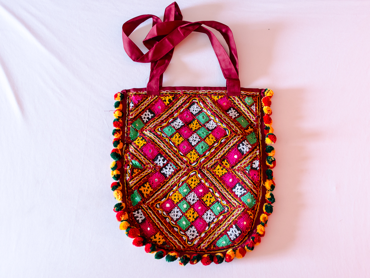 Mirror Work Pom Pom Boho Bag Cotton Handmade Kutch Embroidery Bag Gujarati  Traditional Handbag Women's Shoulder Bag banjara Tote Bag - Etsy